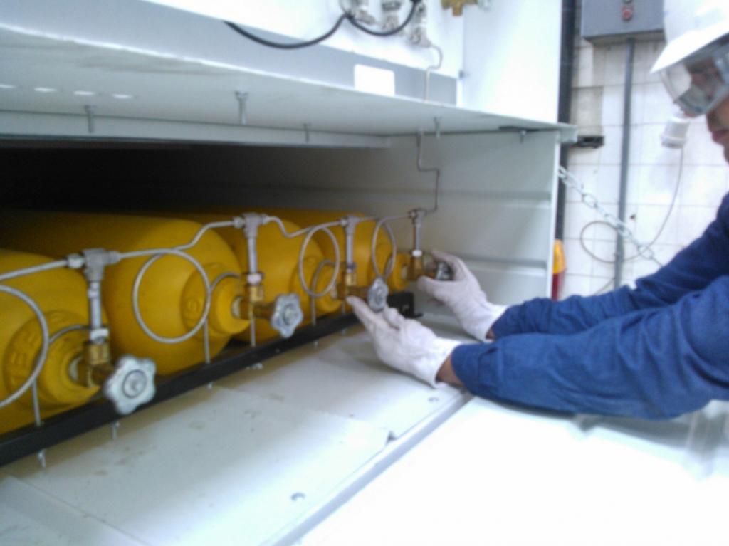 Assistência técnica de central de recarga de cilindros??